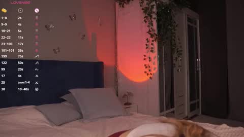 Hollis online show from 5, 12, 2025