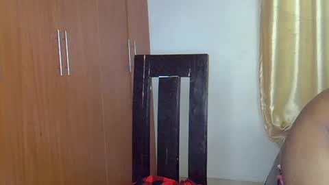 Snapshot of wizzia_khalifa chatting on 21, 2, 2025 girlie o online show from 21, 2, 2025