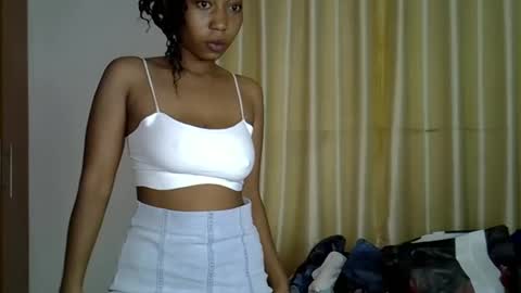 Snapshot of wizzia_khalifa chatting on 3, 3, 2025 girlie o online show from 3, 3, 2025