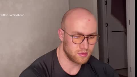 Wlademar online show from 11, 11, 2025