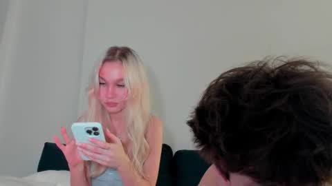 wladilia online show from 30, 11, 2025