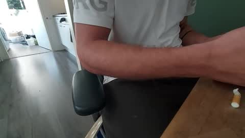 wnhz27 online show from 28, 9, 2025