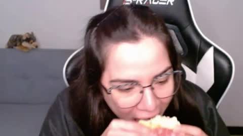 Snapshot of wolfs_daughter chatting on 14, 6, 2026 Alex online show from 14, 6, 2026