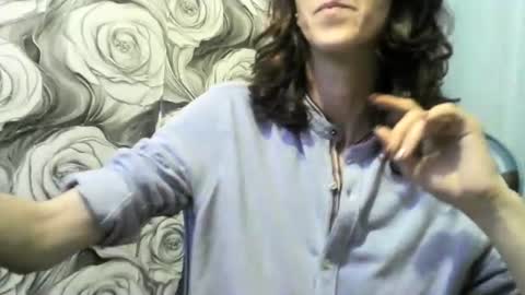 Snapshot of wolfxsnow chatting on 22, 6, 2026 wolfxsnow online show from 22, 6, 2026