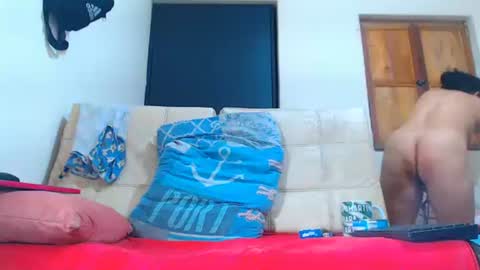 Snapshot of womancutexxx chatting on 8, 4, 2026 womancutexxx online show from 8, 4, 2026