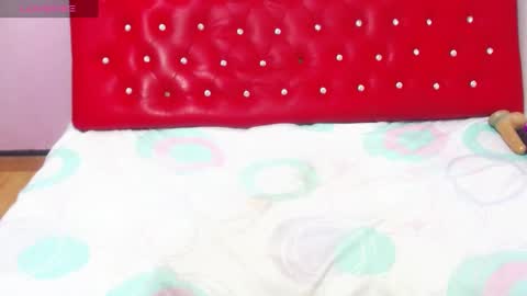   online show from 22, 2, 2025