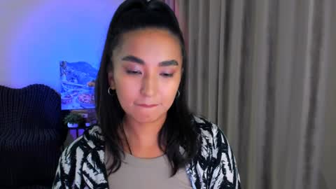 dudetta Kim online show from 5, 2, 2025