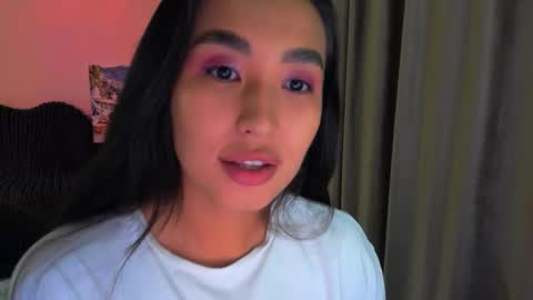 dudetta Kim online show from 14, 2, 2025