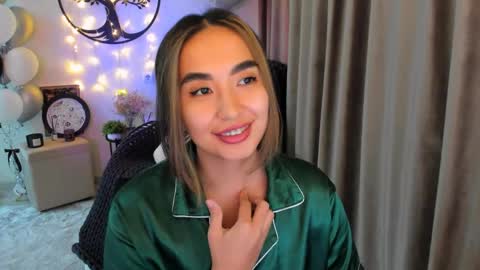 Snapshot of worldofkim chatting on 28, 3, 2026 dudetta Kim online show from 28, 3, 2026
