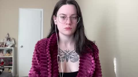 Snapshot of worship_lucina chatting on 7, 1, 2025 Lucina online show from 7, 1, 2025