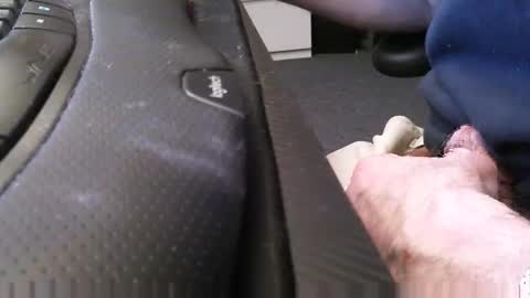 wrangleat0r online show from 9, 3, 2026