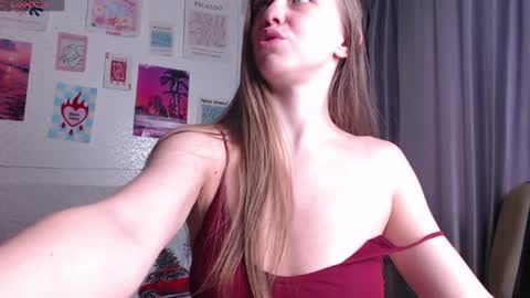 Snapshot of wrathbabe chatting on 1, 5, 2026 Bella online show from 1, 5, 2026