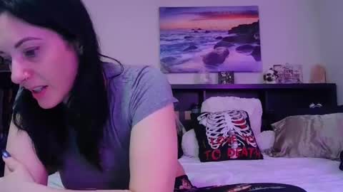 Snapshot of wrenleigh chatting on 2, 12, 2025 Crystal Lake online show from 2, 12, 2025