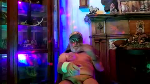 Snapshot of wscooter1 chatting on 10, 9, 2025 SCOOTER online show from 10, 9, 2025