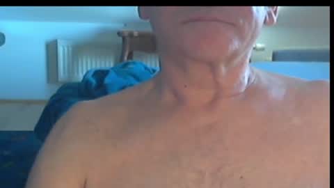 Snapshot of wuki123 chatting on 19, 2, 2025 Wuki online show from 19, 2, 2025