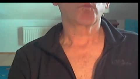 Snapshot of wuki123 chatting on 27, 10, 2025 Wuki online show from 27, 10, 2025