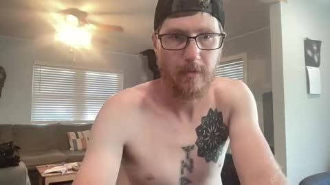 Snapshot of wuthole chatting on 5, 10, 2025 wuthole online show from 5, 10, 2025