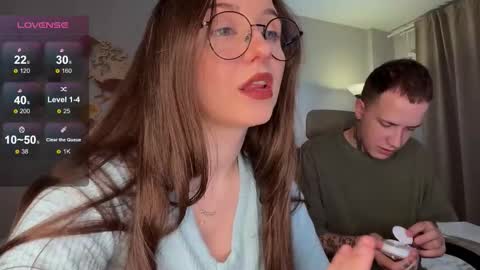 Snapshot of wwow_meow chatting on 4, 11, 2025 Eric and Christine 3 online show from 4, 11, 2025