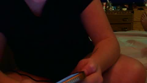 Snapshot of x2kayx2 chatting on 18, 10, 2025 x2kayx2 online show from 18, 10, 2025