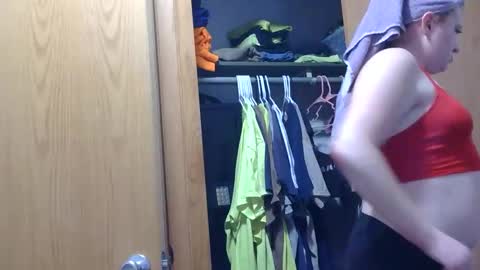 Snapshot of x2kayx2 chatting on 6, 3, 2026 x2kayx2 online show from 6, 3, 2026