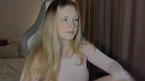 Snapshot of x__ivy_x chatting on 23, 4, 2026 eva online show from 23, 4, 2026