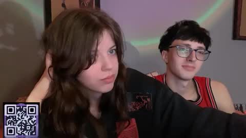 Philipp and Este online show from 23, 9, 2025