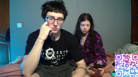 Philipp and Este online show from 19, 11, 2025