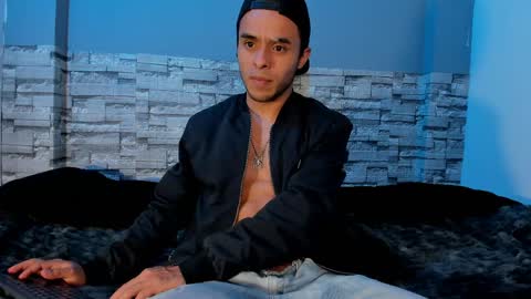 Snapshot of x_harold_x chatting on 7, 4, 2026 Harold online show from 7, 4, 2026