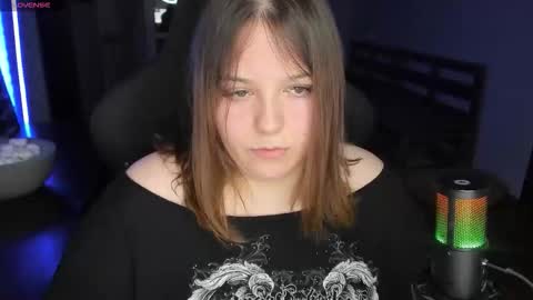 LOVE NERDS ONLY online show from 14, 11, 2025