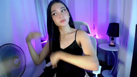 Snapshot of xairah_doux chatting on 19, 4, 2026 xairah_doux online show from 19, 4, 2026