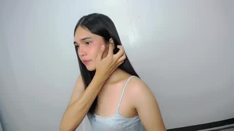 Snapshot of xairah_doux chatting on 15, 5, 2026 xairah_doux online show from 15, 5, 2026