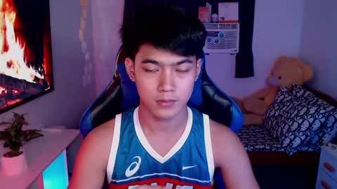 Prince Aldrian  online show from 8, 12, 2024