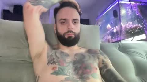 Snapshot of xamrelgneal chatting on 11, 10, 2025 xamrelgneal online show from 11, 10, 2025