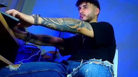 XanderCageX online show from 28, 2, 2026