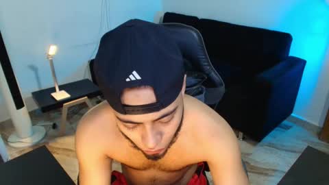 Snapshot of xanderstone00 chatting on 19, 3, 2026 Xanderstone online show from 19, 3, 2026