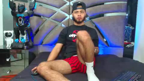 Snapshot of xanderstone00 chatting on 22, 6, 2026 Xanderstone online show from 22, 6, 2026