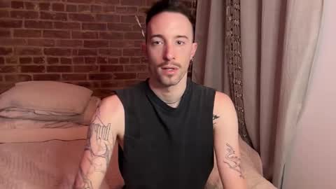 Snapshot of xanderxnyc chatting on 27, 2, 2026 xanderxnyc online show from 27, 2, 2026