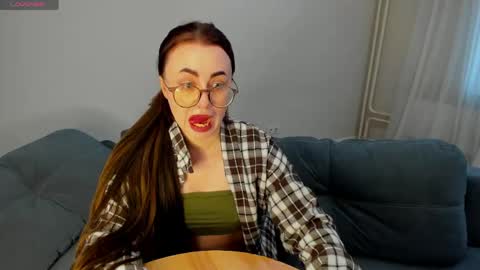 Snapshot of xapka_lapka chatting on 19, 4, 2026 Alice online show from 19, 4, 2026
