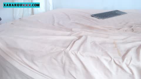       S A R A      100K followers online show from 27, 1, 2025