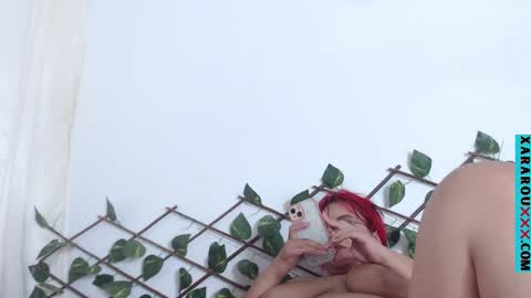       S A R A      100K followers online show from 10, 3, 2025