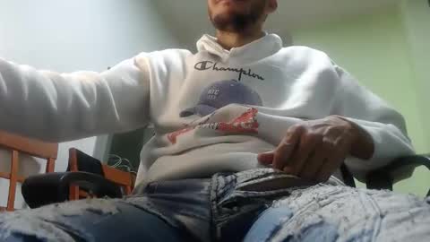 Snapshot of xavicock24 chatting on 8, 11, 2025 xavicock24 online show from 8, 11, 2025