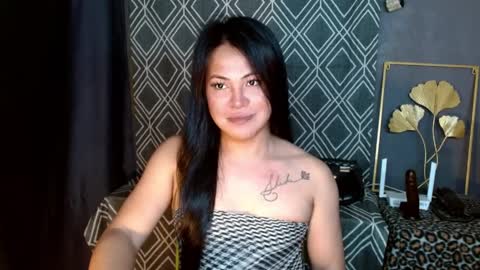 Snapshot of xcalisthra_69x chatting on 6, 4, 2026 Godess Lucy online show from 6, 4, 2026