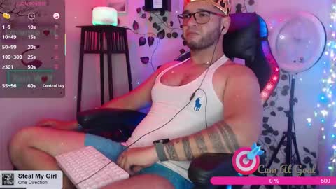 Xein Independent Model online show from 7, 10, 2025