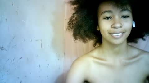 xenna610827 online show from 17, 2, 2025