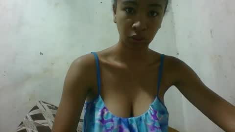 Snapshot of xenna610827 chatting on 27, 4, 2026 xenna610827 online show from 27, 4, 2026