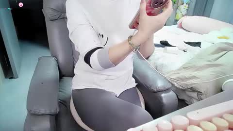 xiaoyu online show from 15, 10, 2025