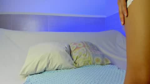 XIMENA  1 online show from 8, 3, 2025