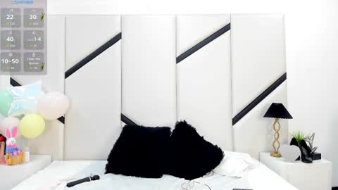 ximenacosta online show from 6, 4, 2026