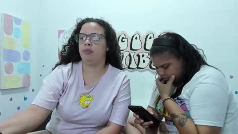 Snapshot of ximenarusso chatting on 5, 12, 2025 online show from 5, 12, 2025