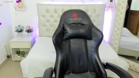 xiomara_cortes online show from 20, 1, 2025